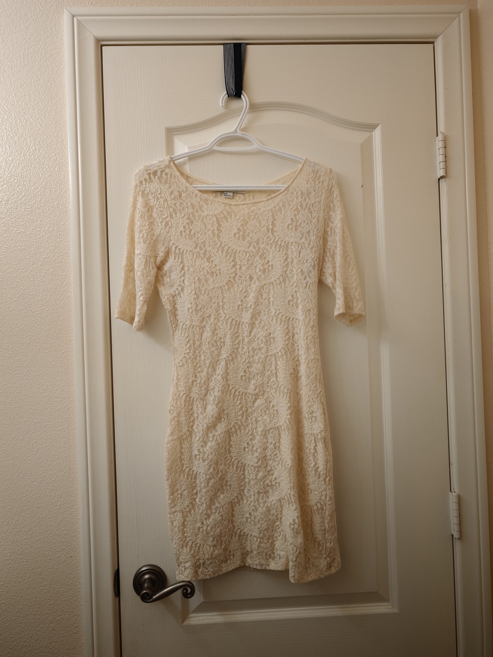 Forever 21 Cream Lace Midi Dress with Short Sleeves